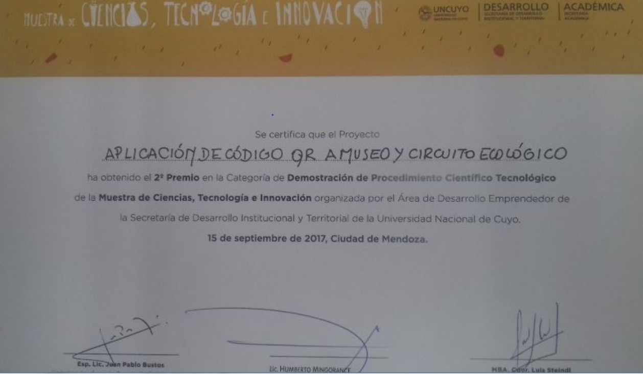 imagen ¡Felicitaciones a los estudiantes y tutores por tan merecido premio! 