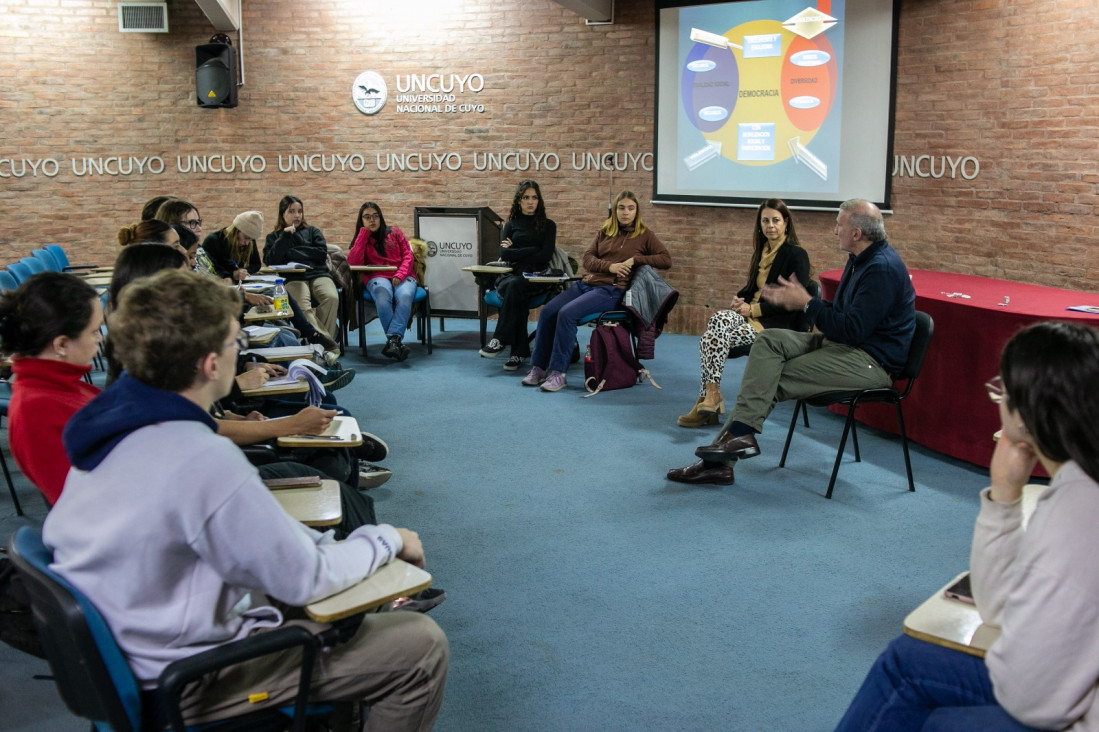 imagen TALLER SOBRE RESOLUCIÓN DE CONFLICTOS