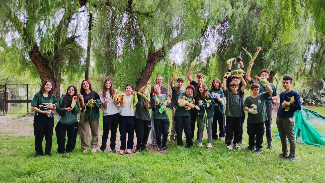 imagen ESCUELA ABIERTA 2027