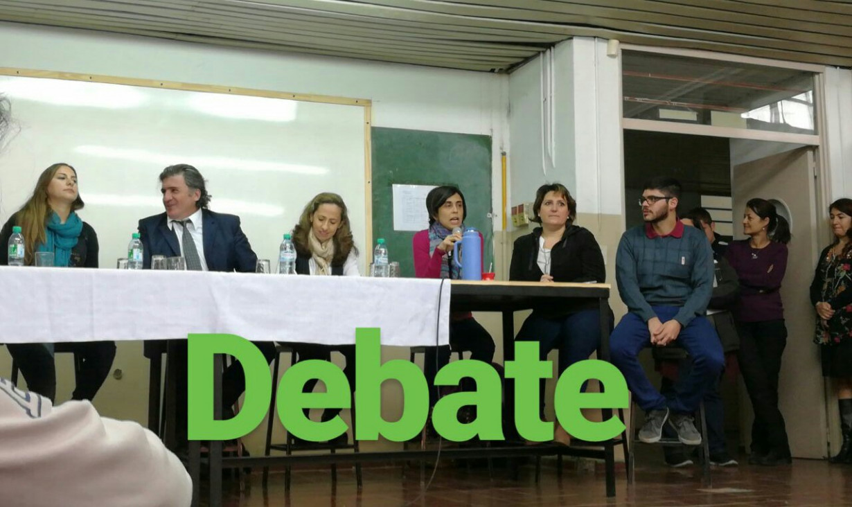 imagen DEBATE POLÍTICO